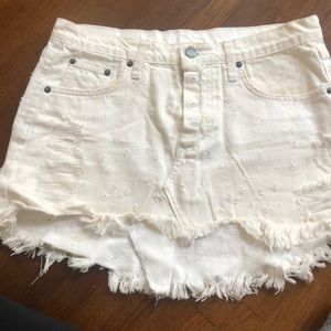 White denim skirt